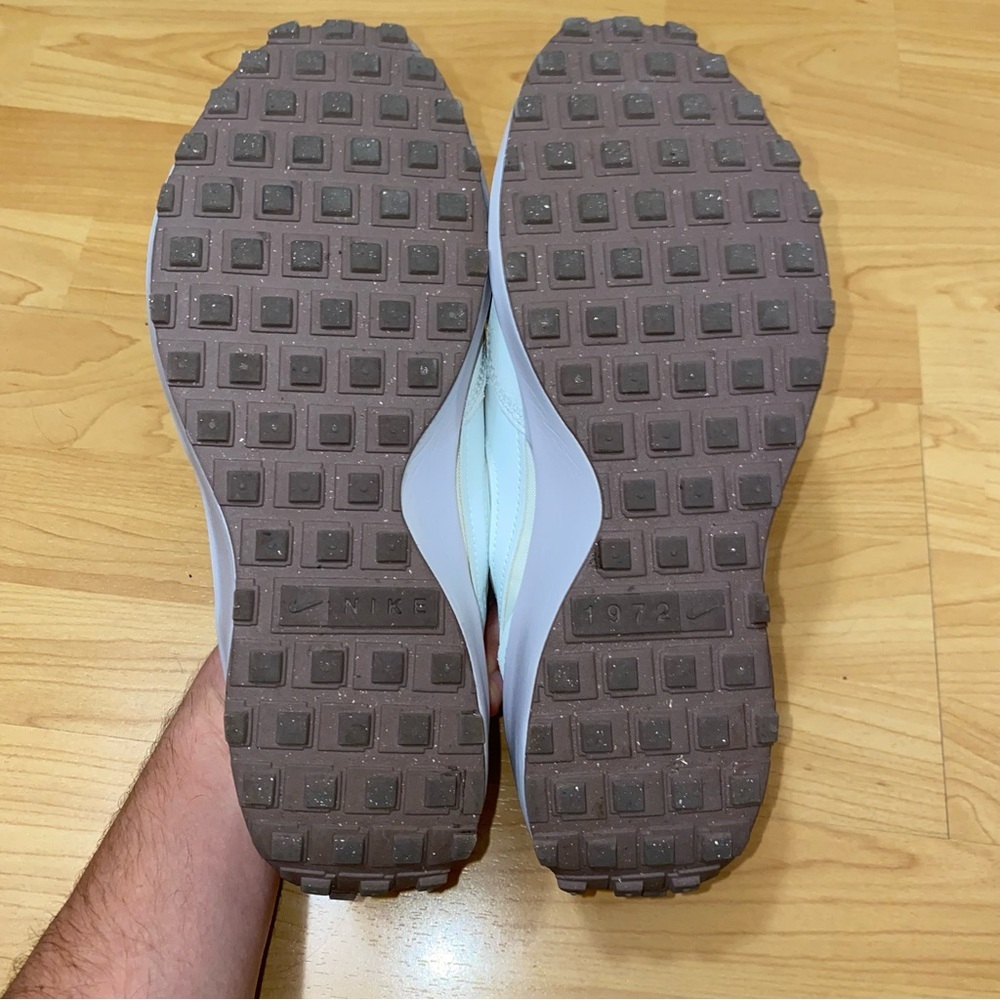 Women’s Nike Waffle Debut Off White w/ Smokey Mauve Sneakers shoes Size 8 - Picture 7 of 7